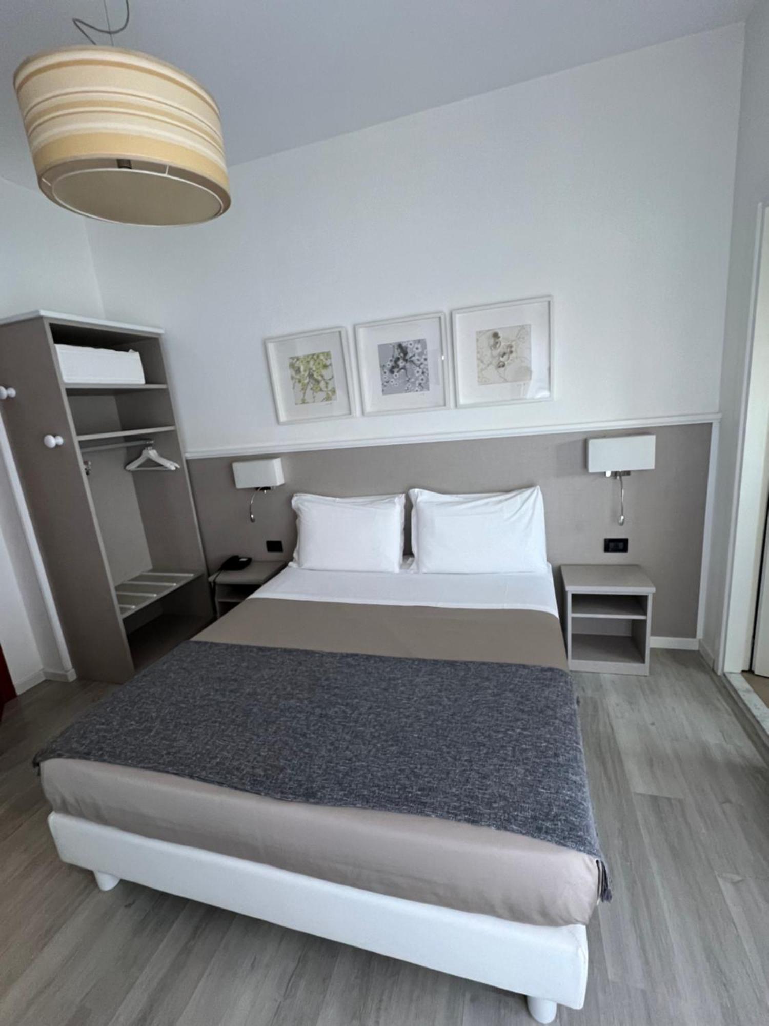 Hotel La Pace San Mauro Torinese Luaran gambar
