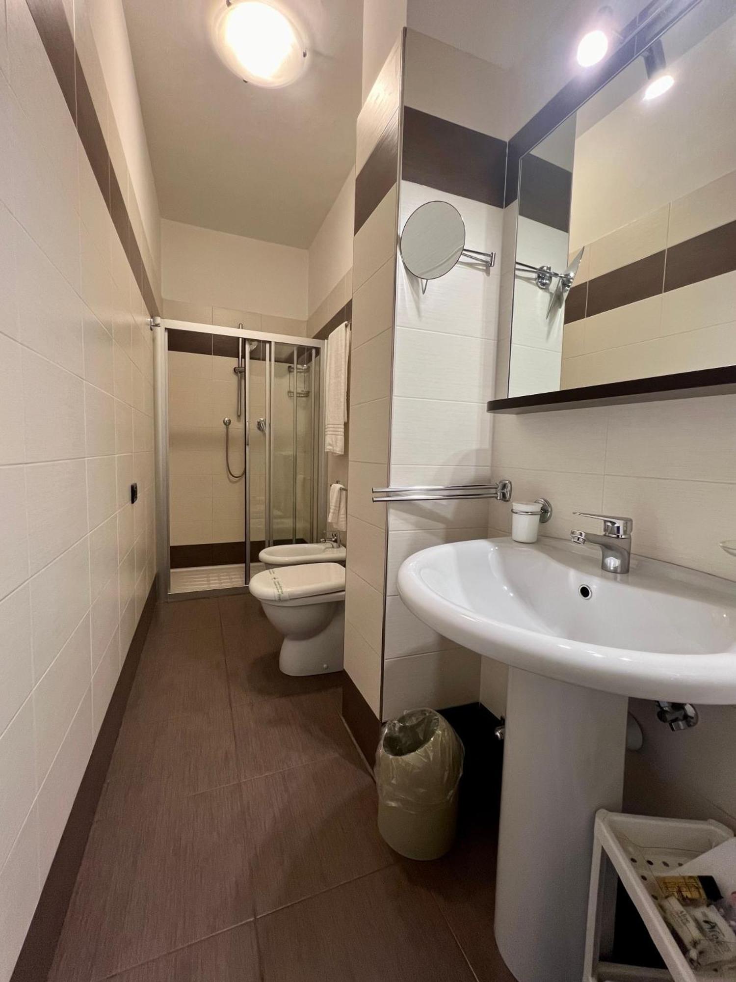 Hotel La Pace San Mauro Torinese Luaran gambar