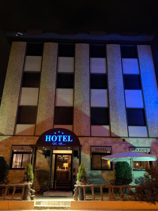 Hotel La Pace San Mauro Torinese Luaran gambar